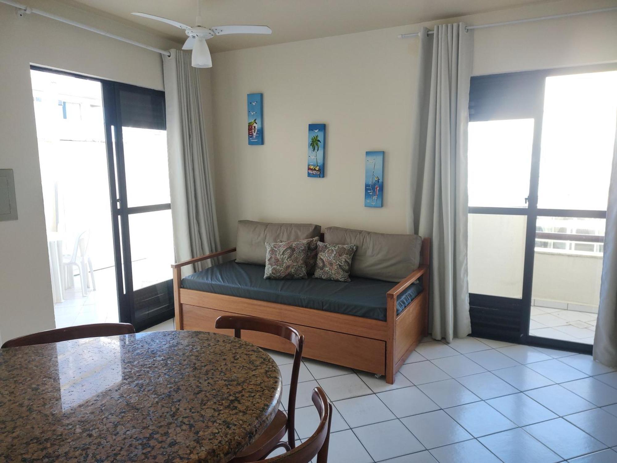 Apartamento No Residencial Albatroz Florianópolis